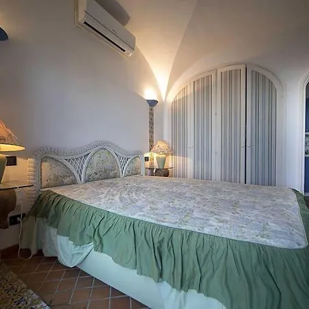 Le Gradelle With Amazing View Apartament Capri