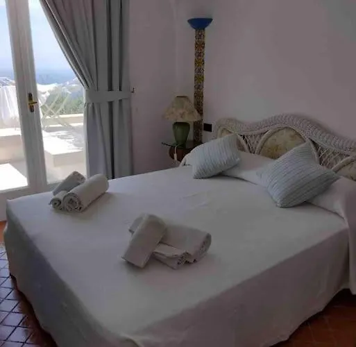 Le Gradelle With Amazing View شقة