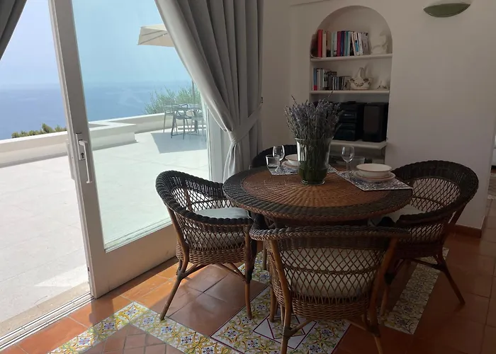 Le Gradelle With Amazing View * Κάπρι