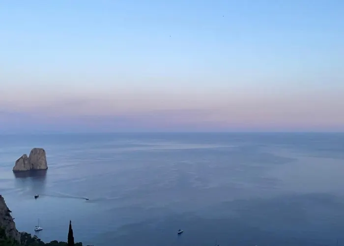 Le Gradelle With Amazing View Κάπρι